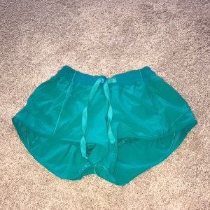 Lululemon hotty hot shorts